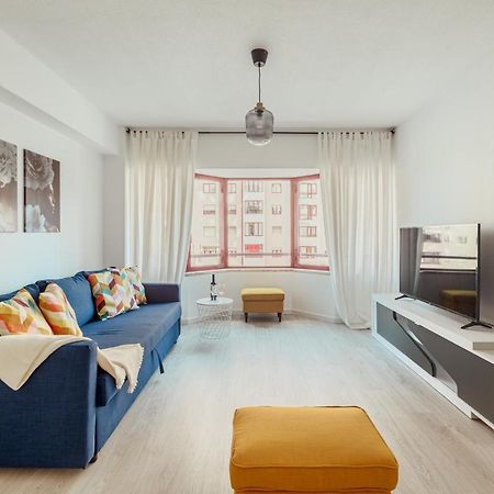 Elegant 3 Bedroom Apt - City Centre - Garage - Metro Lisboa Exterior foto